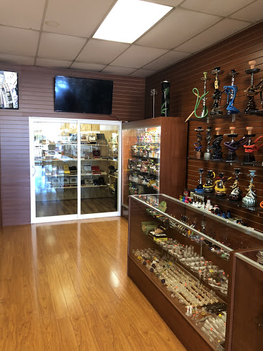 Tobacco Shop «Sunburst Smoke Shop», reviews and photos, 4325 W Bell Rd, Glendale, AZ 85308, USA