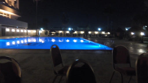 Service and Smile Hotel, 4 Odu St, Rumuola, Port Harcourt, Nigeria, Budget Hotel, state Rivers