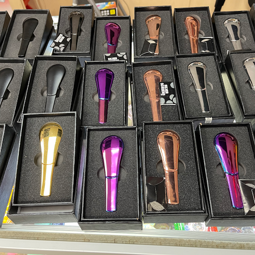 Tobacco Shop «Puff&Pass Smoke Shop», reviews and photos, 14151 Ramona Blvd #2B, Baldwin Park, CA 91706, USA