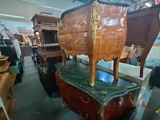 Thrift Store «Family Thrift Store», reviews and photos, 2699 N State Rd 7, Lauderdale Lakes, FL 33313, USA