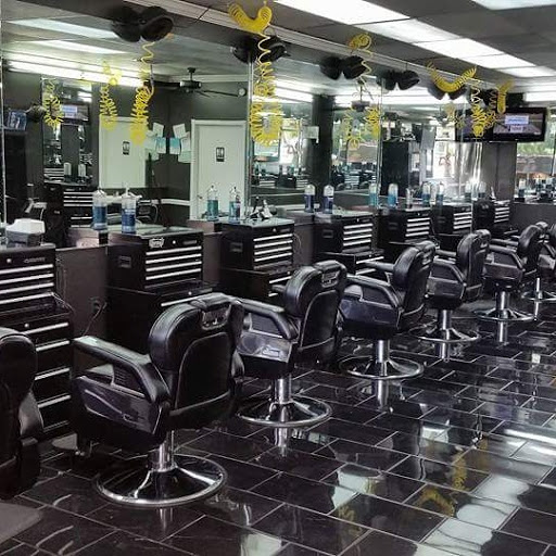 Barber Shop «Pro Blendz Barbershop», reviews and photos, 159 NW 112th St, Hialeah Gardens, FL 33018, USA