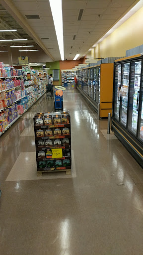 Grocery Store «Hannaford Supermarket», reviews and photos, 299 Elm St, Biddeford, ME 04005, USA
