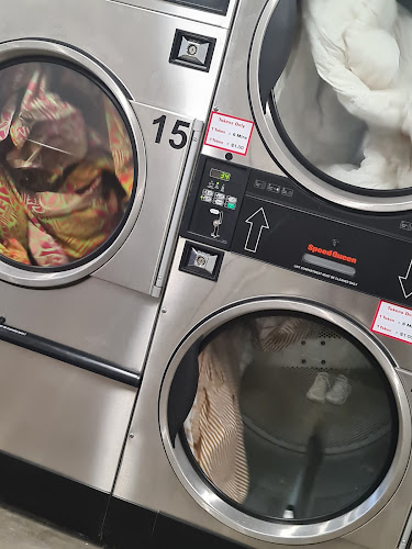 Reviews of Selfies Laundromat on Lomond in Tokoroa - Laundry service