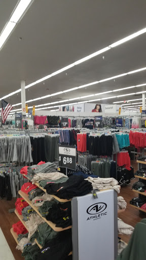 Department Store «Walmart Supercenter», reviews and photos, 1900 Cunningham Dr, Hampton, VA 23666, USA