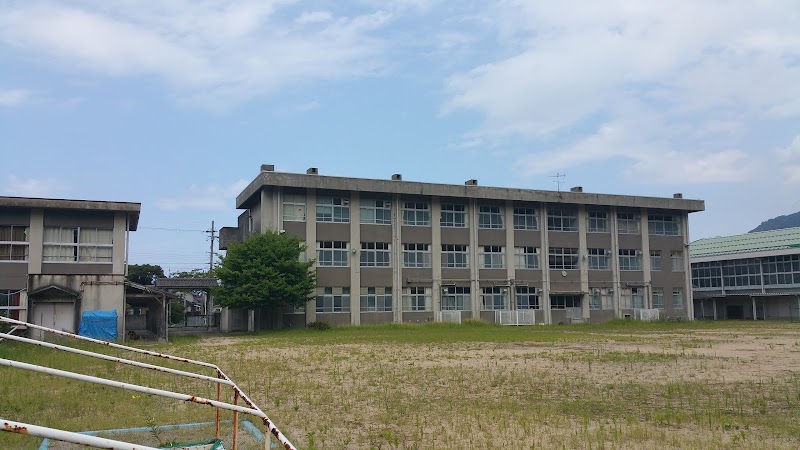 旧神崎小学校