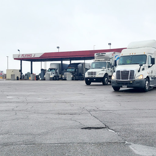 Gas Station «Flying J», reviews and photos, 520 S State Rd 39, Lebanon, IN 46052, USA