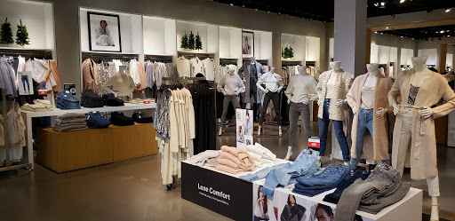 Clothing Store «Express», reviews and photos, 620 N Park Center, Dallas, TX 75225, USA