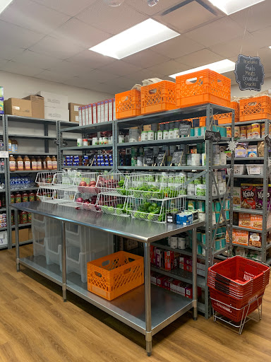 UTSA Roadrunner Pantry – Food Distribution Center