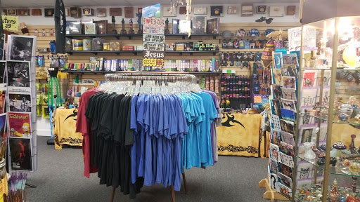 Tobacco Shop «The Octopus Garden Smoke Shop», reviews and photos, 2000 Spartanburg Hwy, Hendersonville, NC 28792, USA