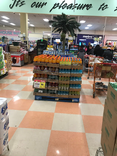 Supermarket «Fresh World», reviews and photos, 6901 Hechinger Dr, Springfield, VA 22151, USA