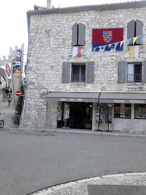 TABAC LOTO CADEAUX PMU à Monflanquin