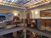 Atmosphère du Restaurant français Le Grand Café de l'Univers à Saint-Quentin - n°15