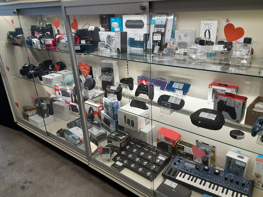 Pawn Shop «EZPAWN», reviews and photos, 7361 W 25th St, North Riverside, IL 60546, USA