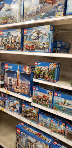 Department Store «Target», reviews and photos, 2000 W Waters Rd, Ann Arbor, MI 48103, USA