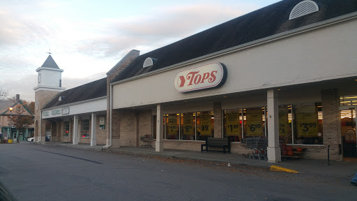 TOPS Friendly Markets, 273 Main St, North Creek, NY 12853, USA, 