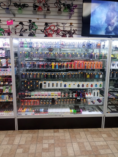 Tobacco Shop «Illusion Smoke Shop», reviews and photos, 4809 Laguna Blvd # 110, Elk Grove, CA 95758, USA