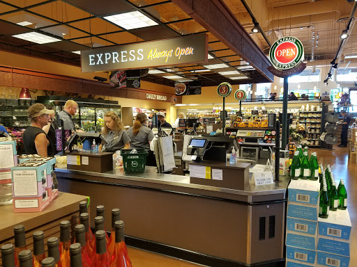 Gourmet Grocery Store «Metropolitan Market», reviews and photos, 2320 42nd Ave SW, Seattle, WA 98116, USA