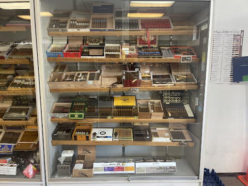Tobacco Shop «Edmonds Smoke Shop», reviews and photos, 9794 Edmonds Way, Edmonds, WA 98020, USA