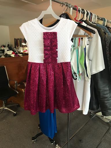 Shopping Mall «Mid City Mall», reviews and photos, 1250 Bardstown Rd #5, Louisville, KY 40204, USA