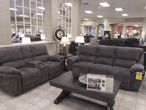 Furniture Store «Raymour & Flanigan Furniture and Mattress Store», reviews and photos, 100 Highland Ave, Seekonk, MA 02771, USA