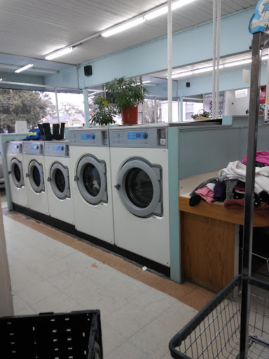 Laundromat «Alpine 24 Hour Laundry», reviews and photos, 231 N Lombard St, Portland, OR 97217, USA