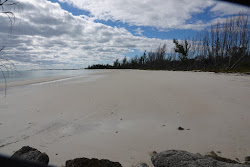 Foto de Barbary beach - lugar popular entre os apreciadores de relaxamento