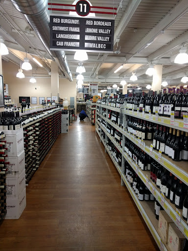 Wine Store «Westchester Wine Warehouse», reviews and photos, 53 Tarrytown Rd, White Plains, NY 10607, USA