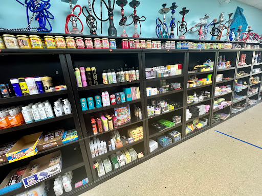 Tobacco Shop «Smokers Heaven KC», reviews and photos, 10145 Wornall Rd, Kansas City, MO 64114, USA