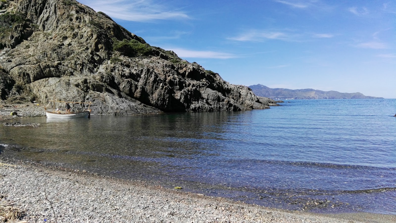 Foto von Cala Fornells - beliebter Ort unter Entspannungskennern