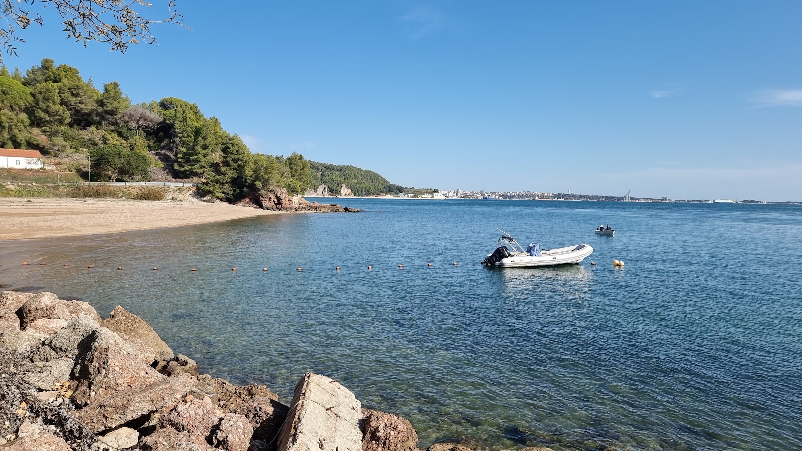 Praia da Rasca'in fotoğrafı ve yerleşim