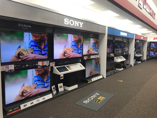 Appliance Store «P.C. Richard & Son», reviews and photos, 110 Federal Rd, Danbury, CT 06811, USA