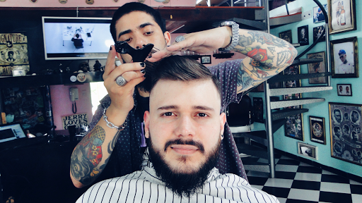 Rampage Store - Barber