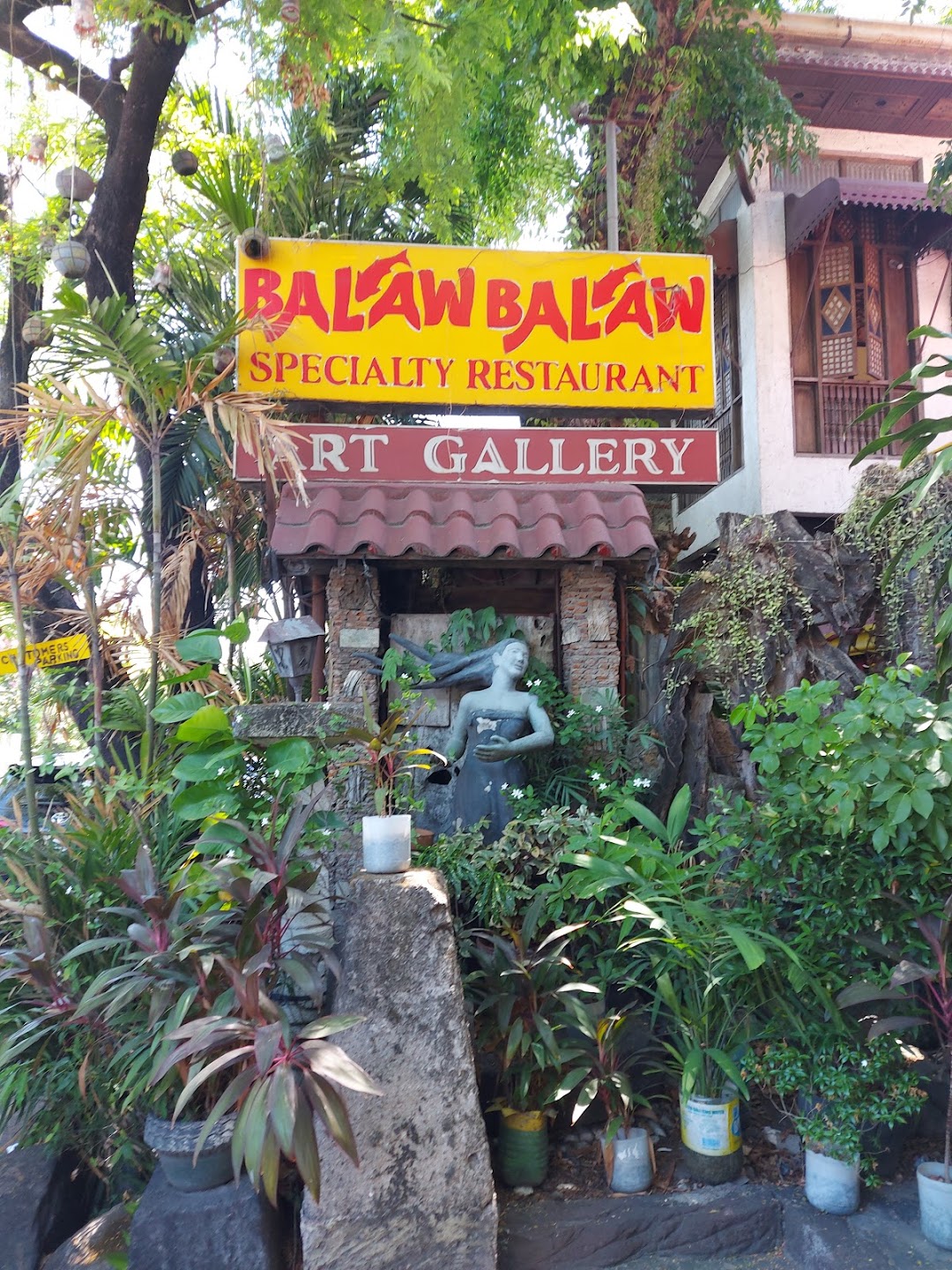 Balaw Balaw Restaurant and Art Gallery