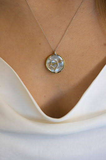 Jewelry Store «T-Bird Jewels Jewelry Store», reviews and photos, 1990 Village Center Cir, Las Vegas, NV 89134, USA