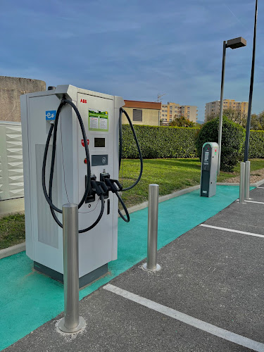 Borne de recharge de véhicules électriques has.to.be Charging Station Seyssinet-Pariset