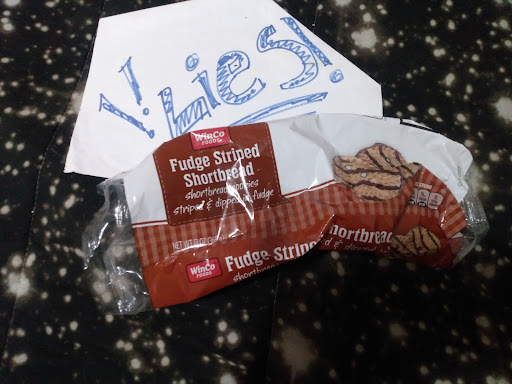 Donut Shop «Heavenly Doughnuts Shop», reviews and photos, 504 NE 102nd Ave, Portland, OR 97220, USA