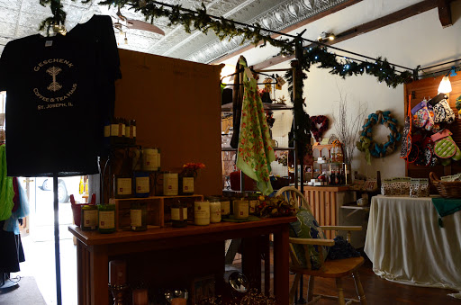 Boutique «Geschenk Boutique», reviews and photos, 228 E Lincoln St, St Joseph, IL 61873, USA