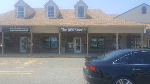 Shopping Mall «Concordia Shopping Center», reviews and photos, 1600 Perrineville Rd, Monroe Township, NJ 08831, USA