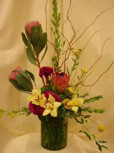 Florist «Dandelions Flowers», reviews and photos, 120 S Walnut St, Muncie, IN 47305, USA