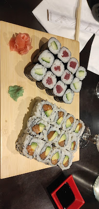 Plats et boissons du Restaurant de sushis SUSHI BAR à Paris - n°5