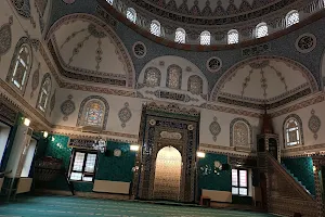Sehrekustu Mosque image