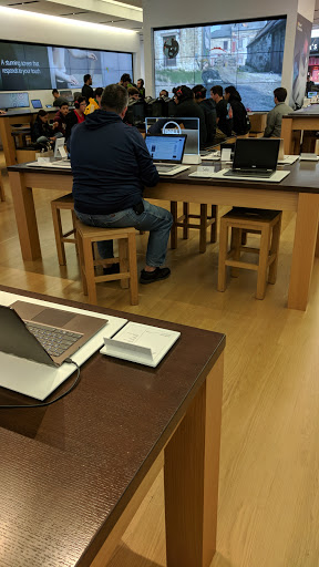 Computer Store «Microsoft Store», reviews and photos, 7007 Friars Rd #860, San Diego, CA 92108, USA