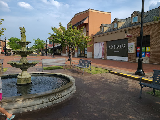 Shopping Mall «Spotsylvania Towne Centre», reviews and photos, 137 Spotsylvania Mall Dr, Fredericksburg, VA 22407, USA