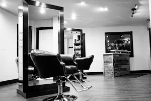 Trilogy Salon image