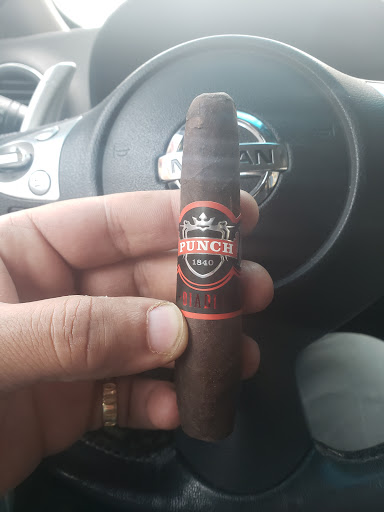 Tobacco Shop «Mt Vernon Tobacco Co», reviews and photos, 221 W Read St, Baltimore, MD 21201, USA