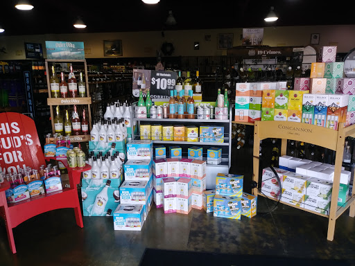 Shopping Mall «Cheers Wine & Liquor», reviews and photos, 112 Bradford Blvd, Gordonsville, TN 38563, USA