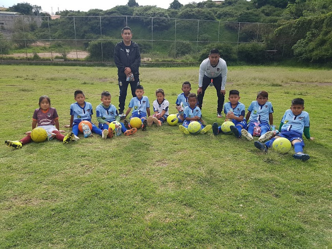 Opiniones de Escuela de Fútbol Club Fénix C.G. en Quito - Escuela