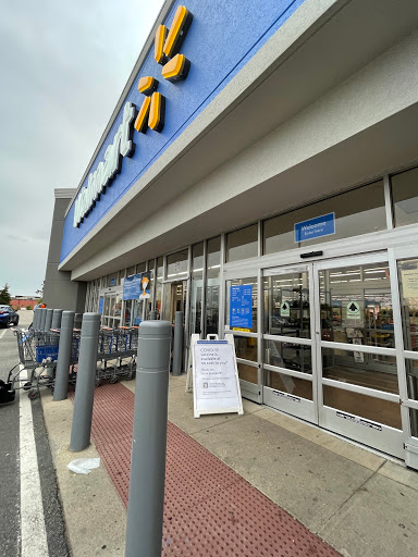Discount Store «Walmart», reviews and photos, 555 E Townline Rd, Vernon Hills, IL 60061, USA