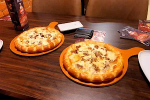 Pizza Nour image