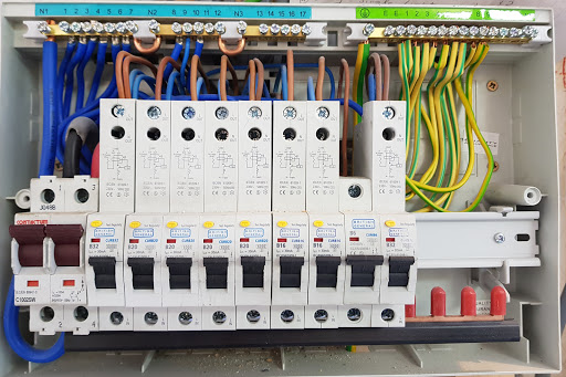 R&M Electrical Installations